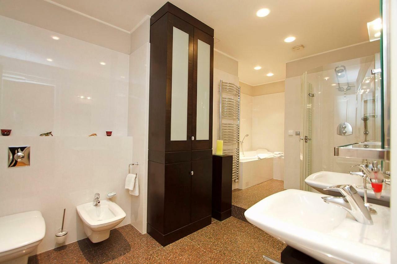 פראג Spacious Elegance In The Heart Of Old Town מראה חיצוני תמונה